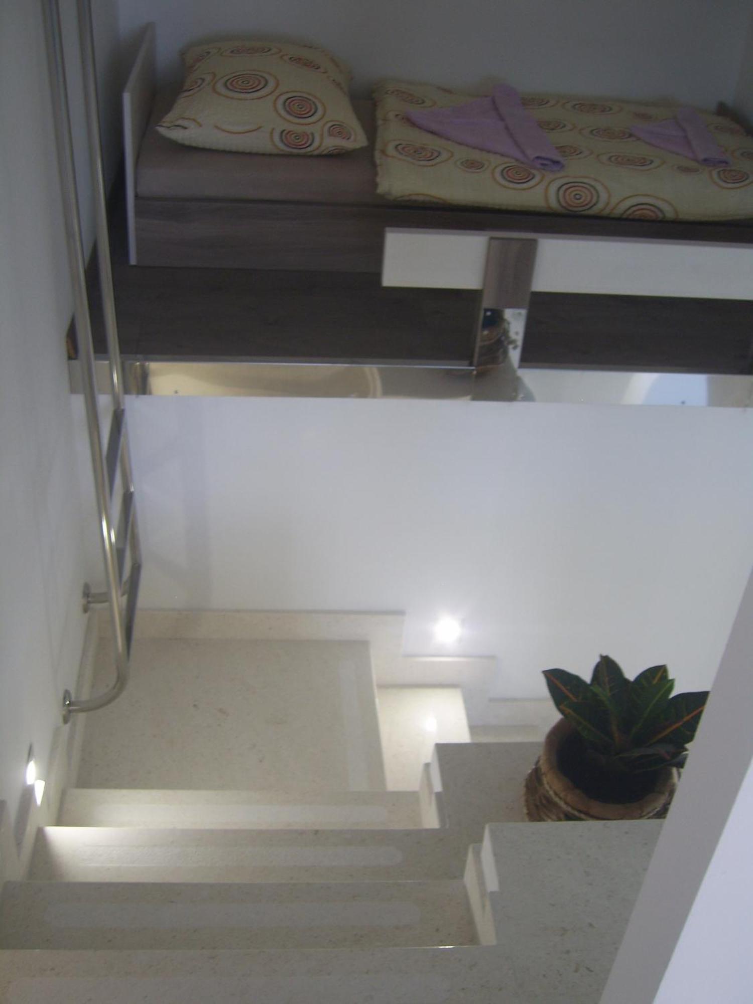 Apartments Villa Erik 로고즈니차 객실 사진