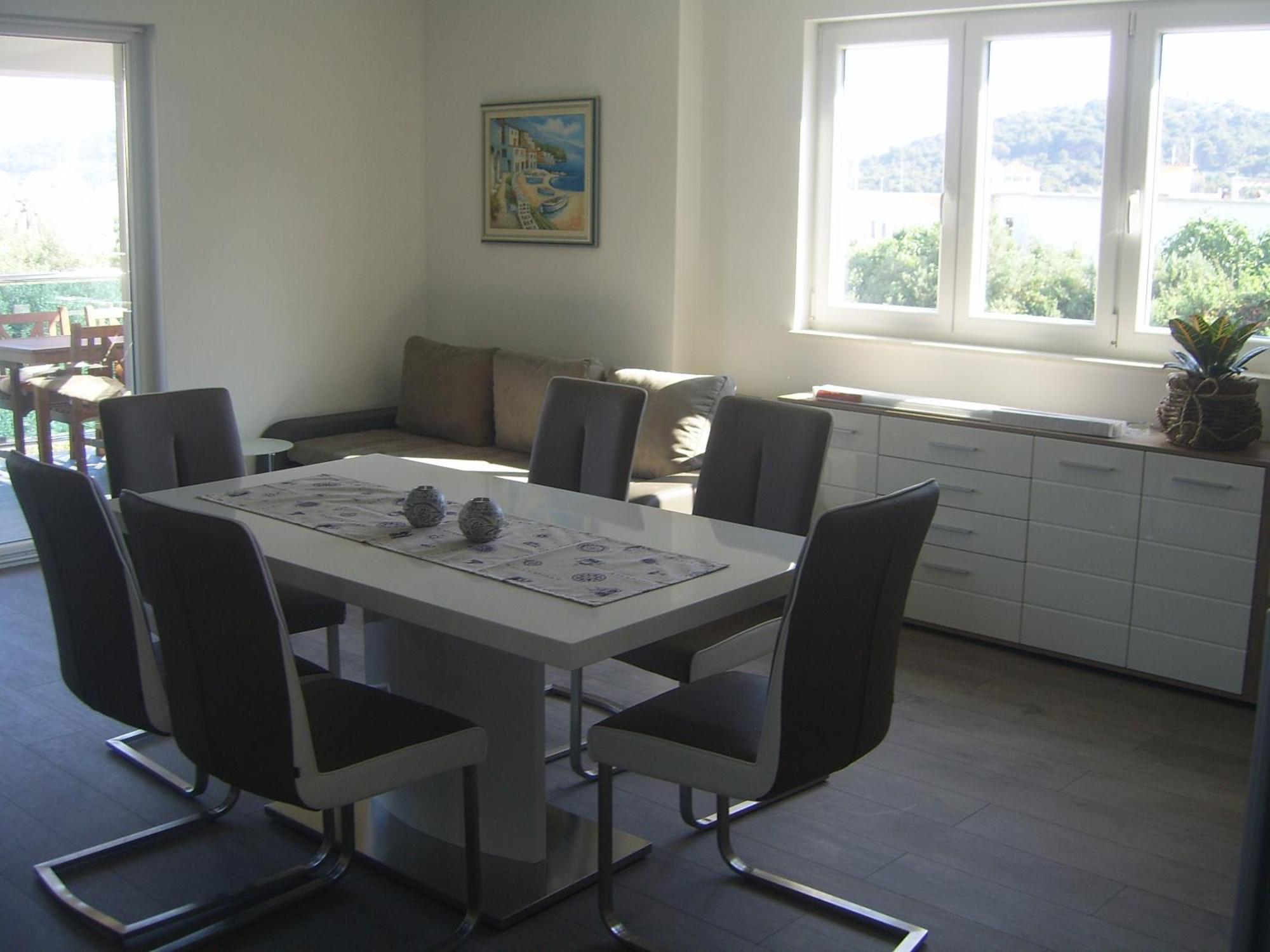 Apartments Villa Erik 로고즈니차 객실 사진
