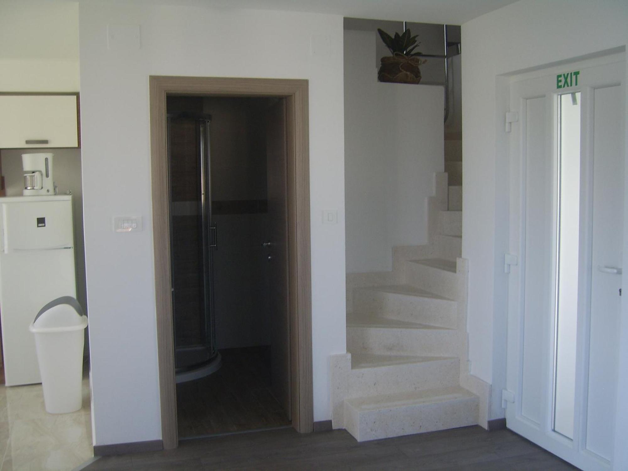 Apartments Villa Erik 로고즈니차 객실 사진