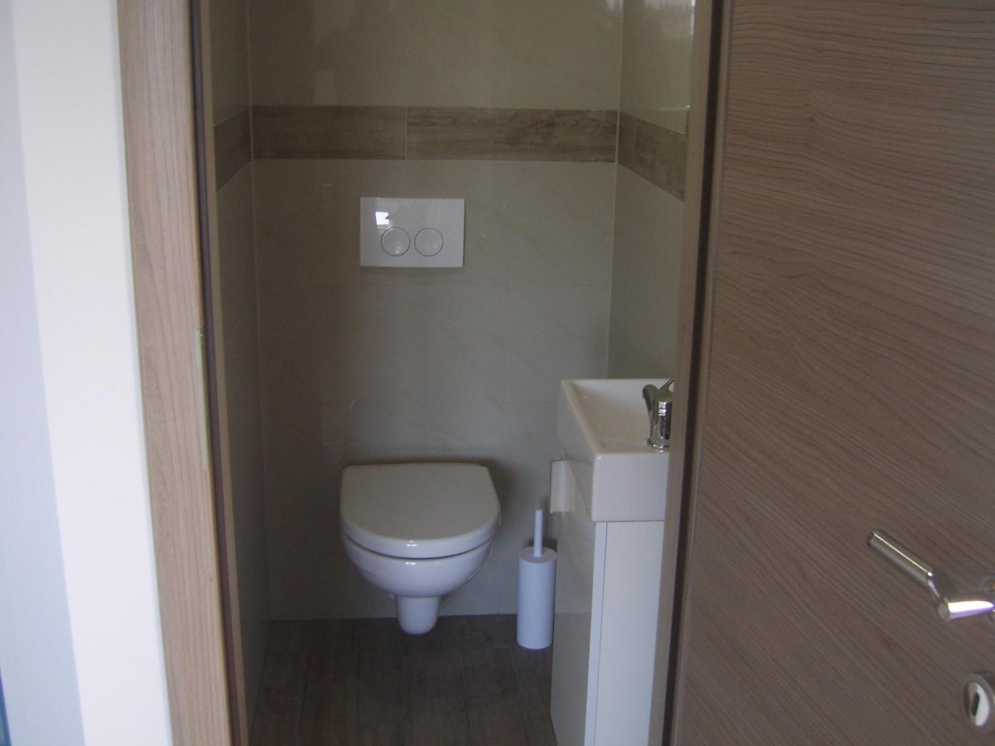 Apartments Villa Erik 로고즈니차 객실 사진