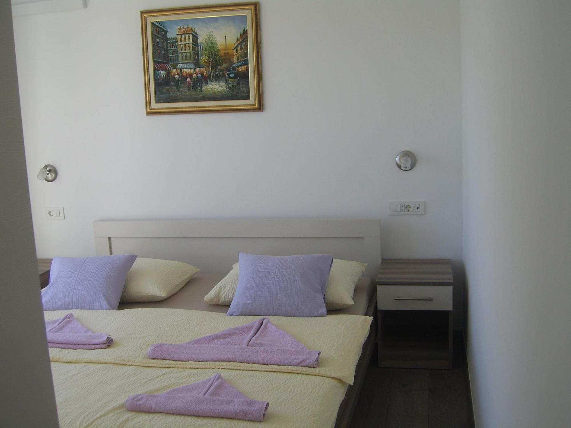 Apartments Villa Erik 로고즈니차 객실 사진